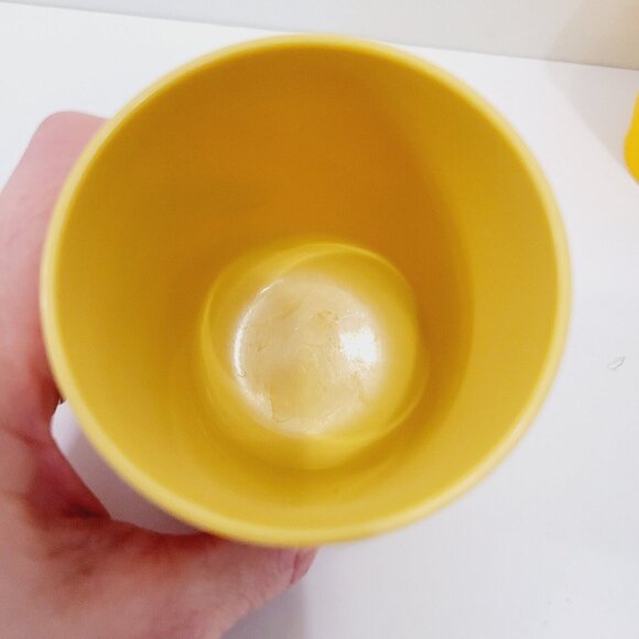 2 Vtg Mini Tupperware Tumblers Cups Yellow #1251 - Picture 2 of 5